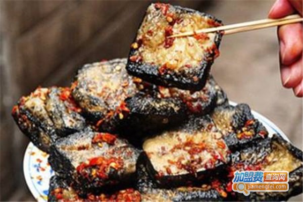 臭豆腐店创业指南 从摆摊到加盟，如何让你的臭味事业香飘万里